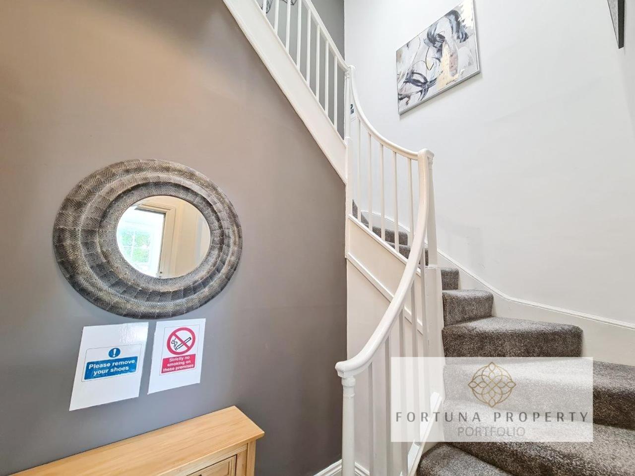 Margaret'S Loft By Fortuna Property Cheltenham Exterior foto